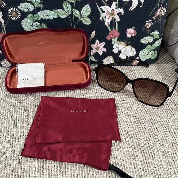 Gucci 60mm Square Sunglasses - Picture 2 of 11
